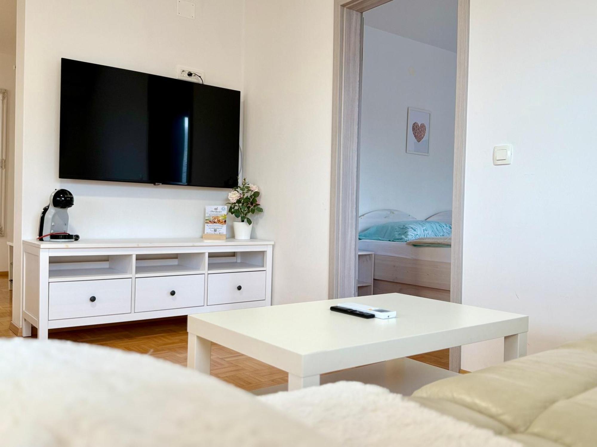 Guest House Kobal Spodnje Gorje Kültér fotó